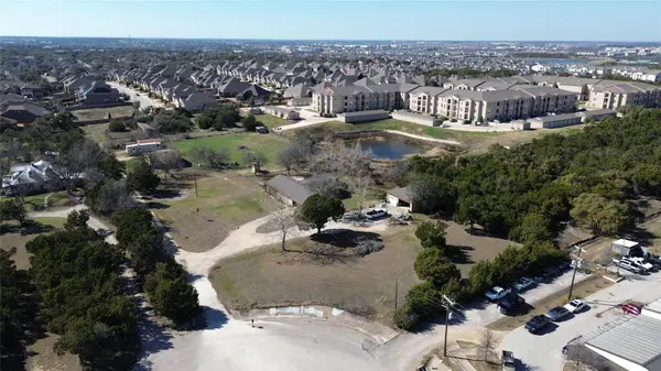 561 Woodview DR, Leander, TX 78641