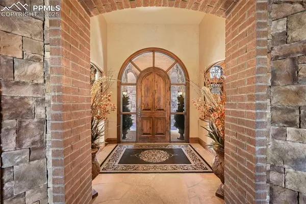 1825 Brantfeather GRV, Colorado Springs, CO 80906