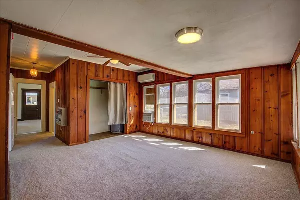 305 W Main Street, Cumby, TX 75433