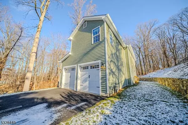 1 Olive St, Netcong Boro, NJ 07857