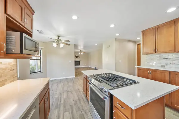 5314 W Cambridge Avenue, Visalia, CA 93277