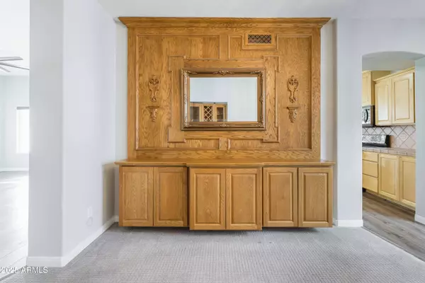 1249 W SEASCAPE Drive, Gilbert, AZ 85233