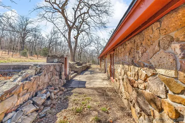 26262 S 460, Tahlequah, OK 74464