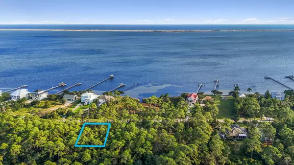 5506 Soundside Drive, Gulf Breeze, FL 32563