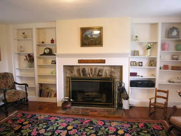 600 W Henry St, Linden City, NJ 07036