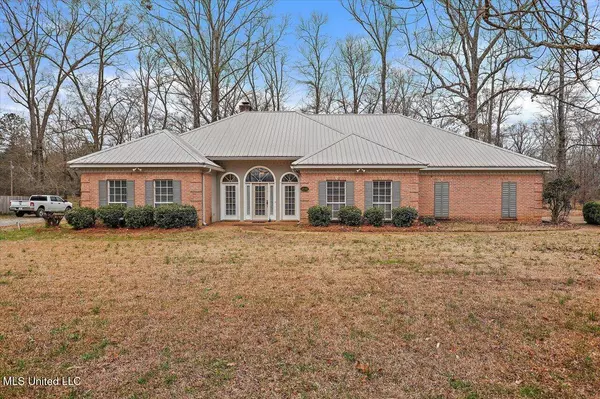 1300 Haley Road, Terry, MS 39170