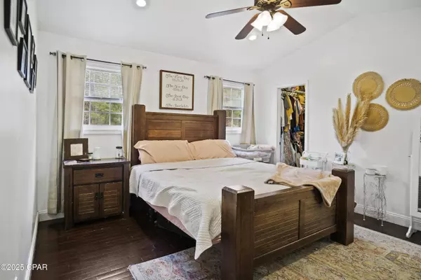 11488 NW Summers RD, Bristol, FL 32321