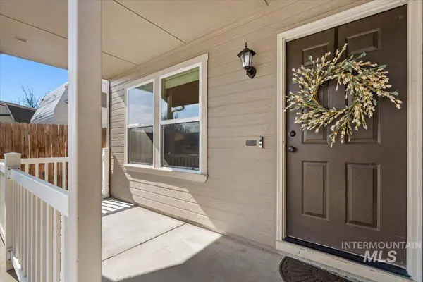 1127 S Ada Street, Nampa, ID 83686