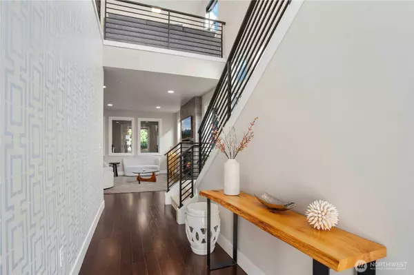 10142 134th PL NE, Kirkland, WA 98033