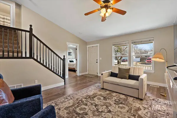 1127 S Ada Street, Nampa, ID 83686