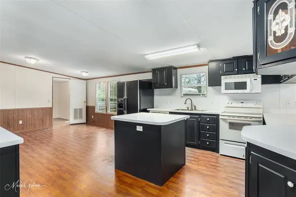 6966 Buncombe Road, Shreveport, LA 71129