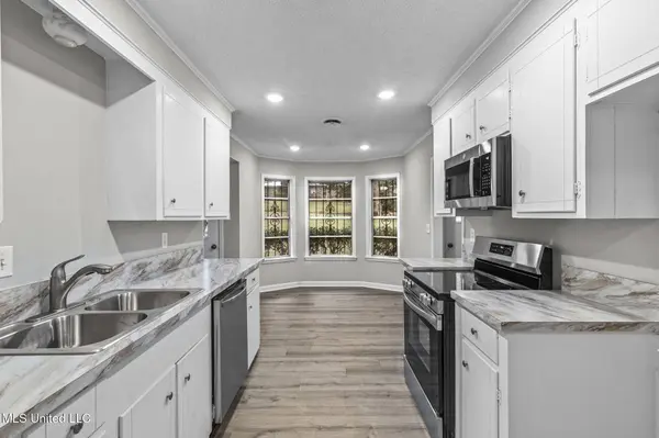 3422 Beaumont Drive, Pearl, MS 39208