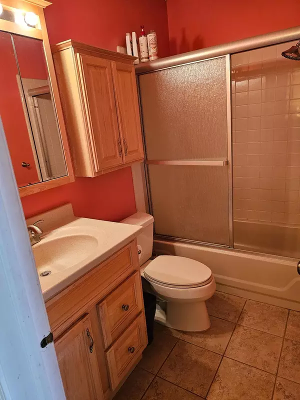 115 Society Hill Blvd, Cherry Hill, NJ 08003