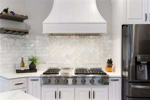 118 Fairway Overlook DR, Acworth, GA 30101