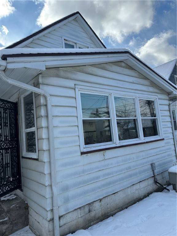 32 Peckham St ST, Rochester, NY 14621