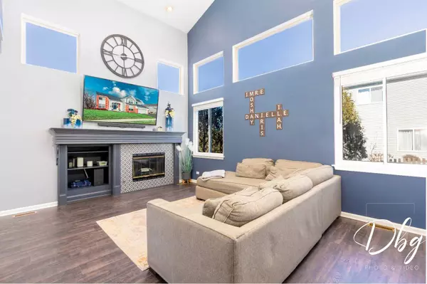 2656 N Orchard LN, Round Lake Beach, IL 60073