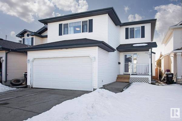 1817 37 AV NW, Edmonton, AB T6T 1S6