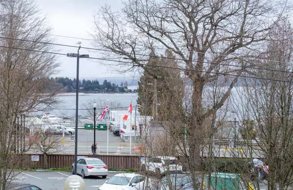 91 Chapel St #302, Nanaimo, BC V9R 0J3