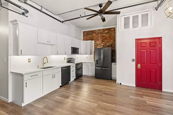 46-52 Washington St #201, Haverhill, MA 01832