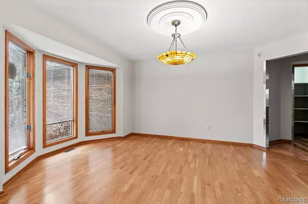 876 Andover Drive, Northville, MI 48167