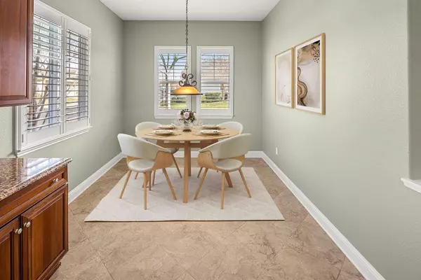 2000 Penstone LOOP, Roseville, CA 95747