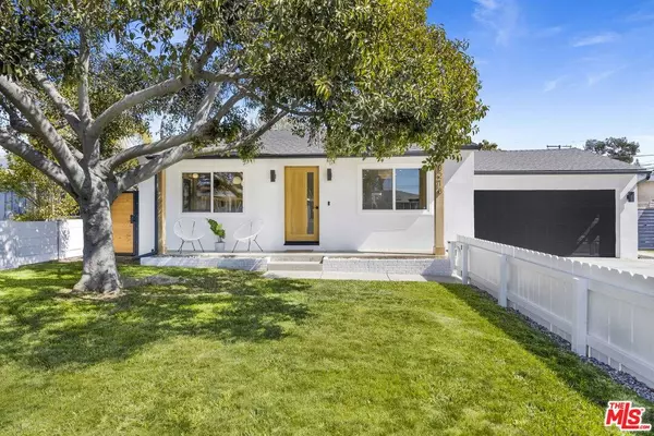 8218 Belford Ave, Los Angeles, CA 90045