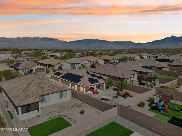 14212 E Vardo Drive, Vail, AZ 85641