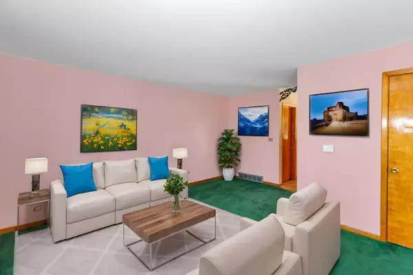 9813 Soreng AVE, Schiller Park, IL 60176