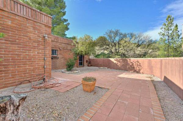 1206 Avenida Leon, Rio Rico, AZ 85648