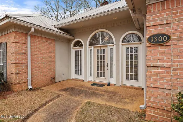 1300 Haley Road, Terry, MS 39170