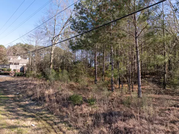 00 Hillcrest Dr., Hattiesburg, MS 39402