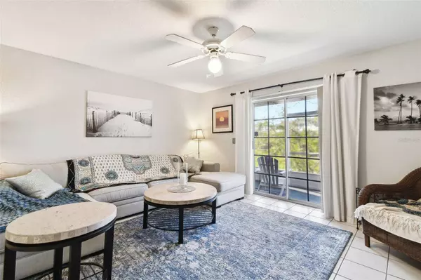 9954 INDIAN KEY TRL #14, Seminole, FL 33776