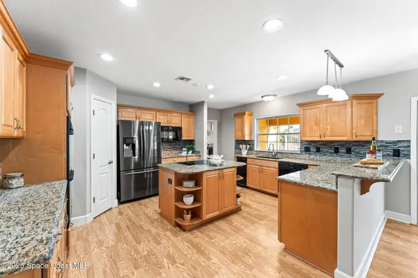 175 Sherwood AVE, Satellite Beach, FL 32937