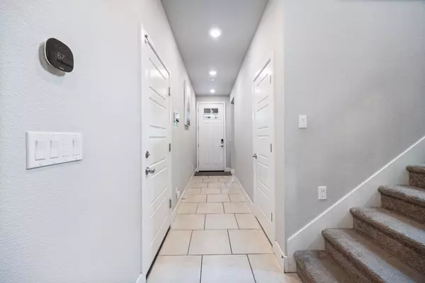 4515 Acacia Ridge ST, Sacramento, CA 95834