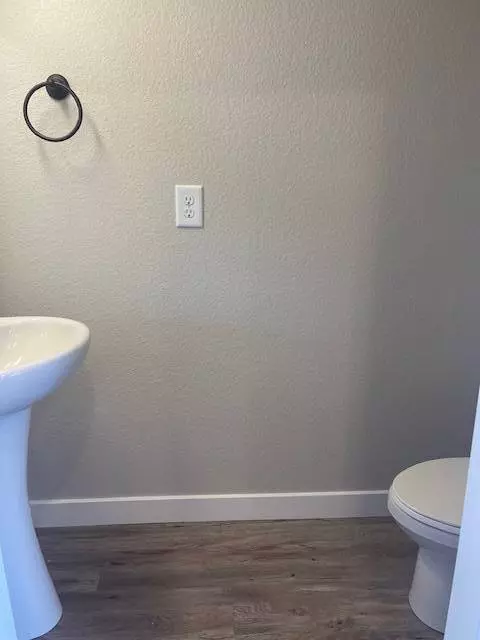 820 Grant Street #E, Wray, CO 80758