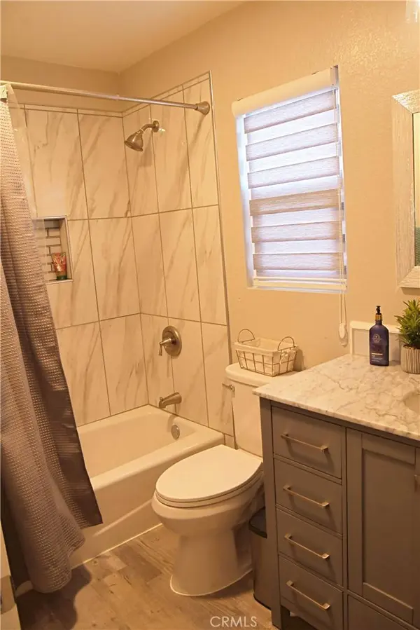 12884 Caesar LN, Victorville, CA 92392