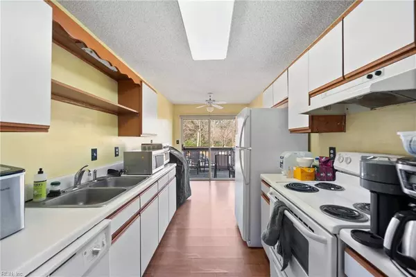 5017 Gatehouse WAY, Virginia Beach, VA 23455