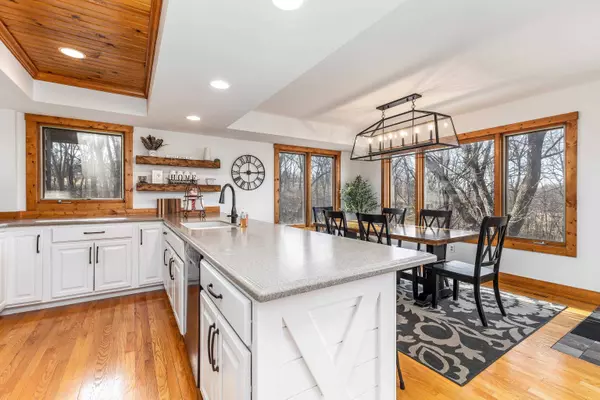 6 Bittersweet Court, Galena, IL 61036