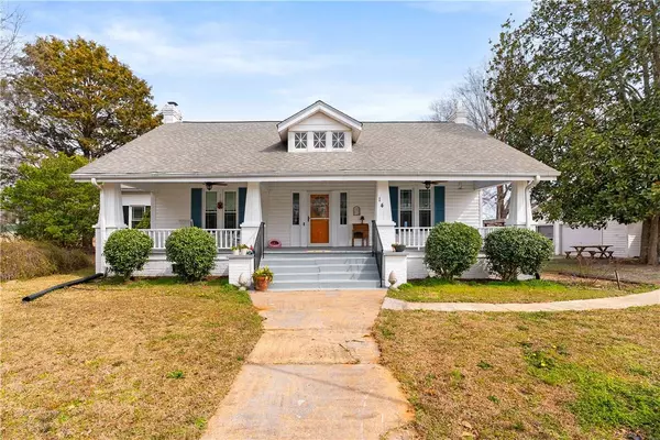 14 Abbeville ST, Due West, SC 29639