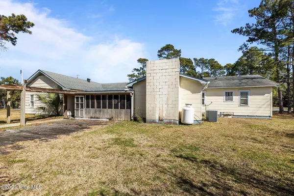 123 Sherwood BLVD, Beaufort, NC 28516