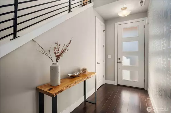 10142 134th PL NE, Kirkland, WA 98033