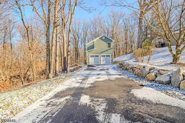 1 Olive St, Netcong Boro, NJ 07857