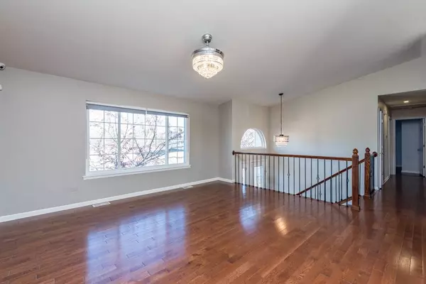 2600 Hampson Court, Zion, IL 60099