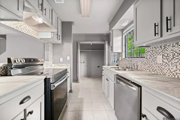 1765 Boulevard De Province ##B, Baton Rouge, LA 70816