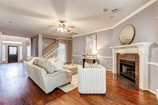 20822 Golden Sky LN, Richmond, TX 77407