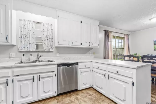 7719 Director Dr, Baton Rouge, LA 70817