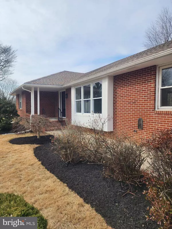 7 MAPLE RD, Eastampton, NJ 08060