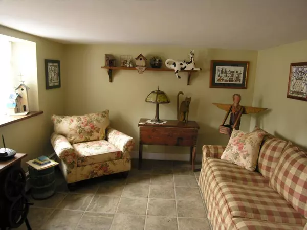 600 W Henry St, Linden City, NJ 07036