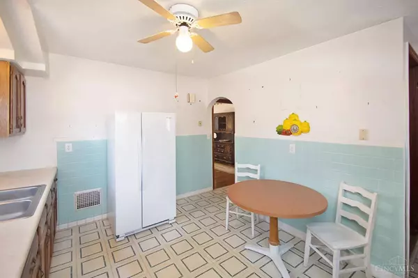 3976 School Section Rd, Cheviot, OH 45211