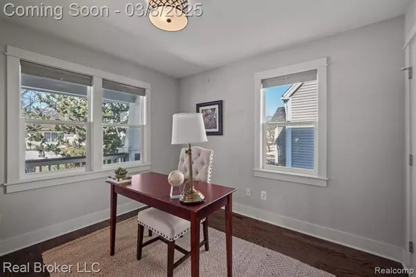 632 N ALTADENA Avenue, Royal Oak, MI 48067